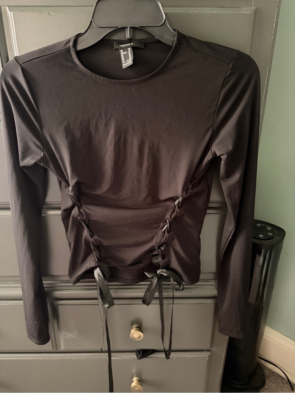 Forever 21 Black Long-Sleeve Side Lace-Up Top